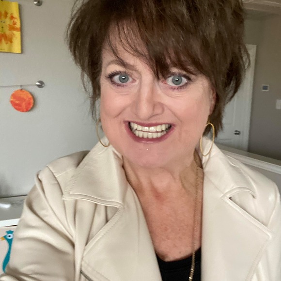 jeannieg